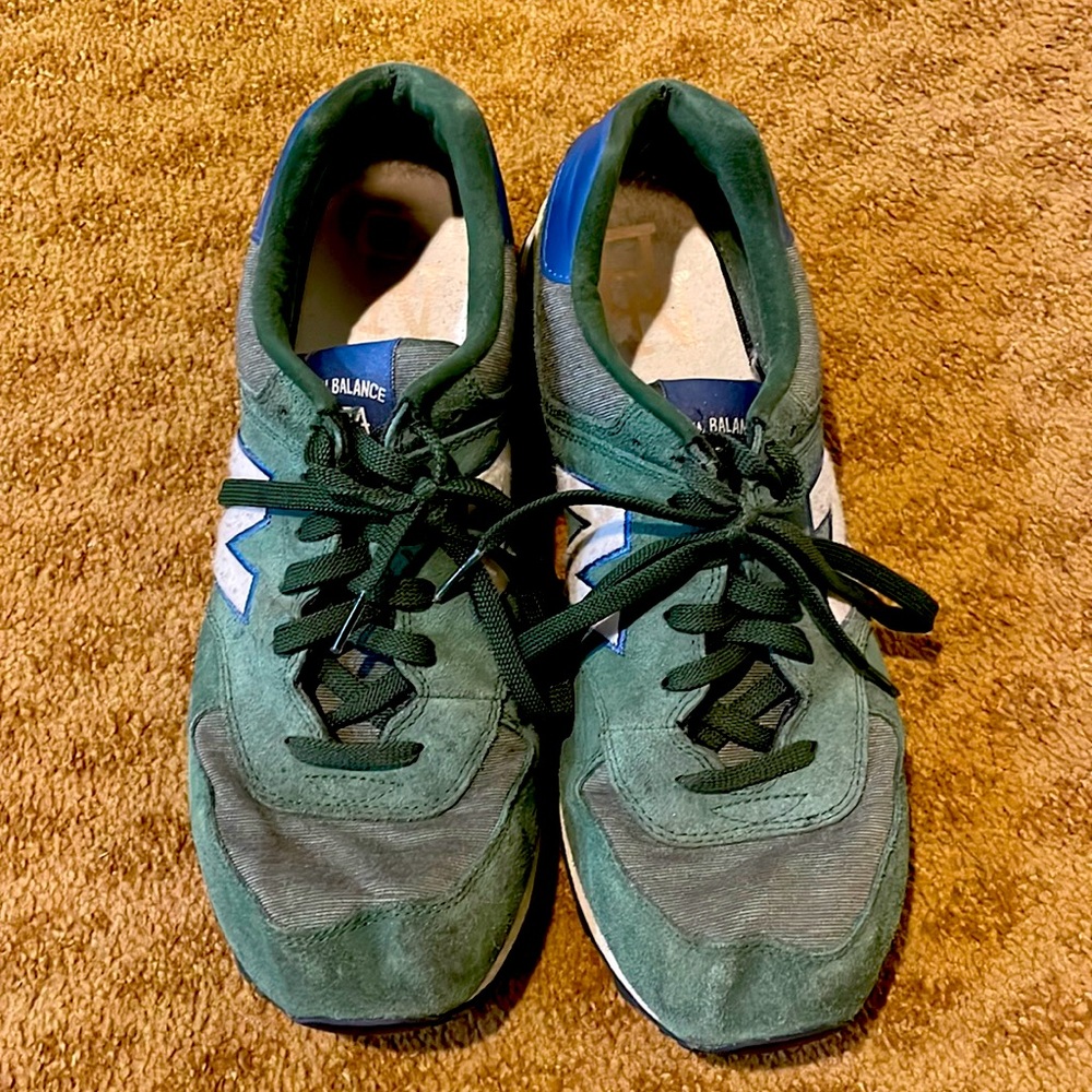 New balance mens sneaker